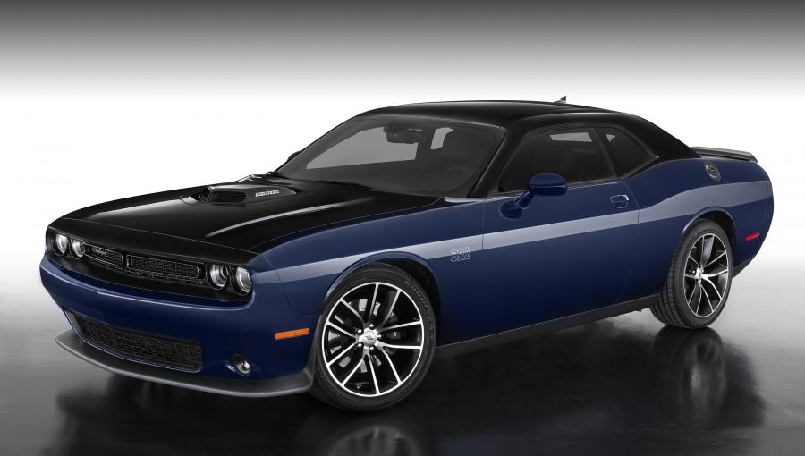  Dodge Challenger by Mopar 2017 года  (фото 5 из 25)